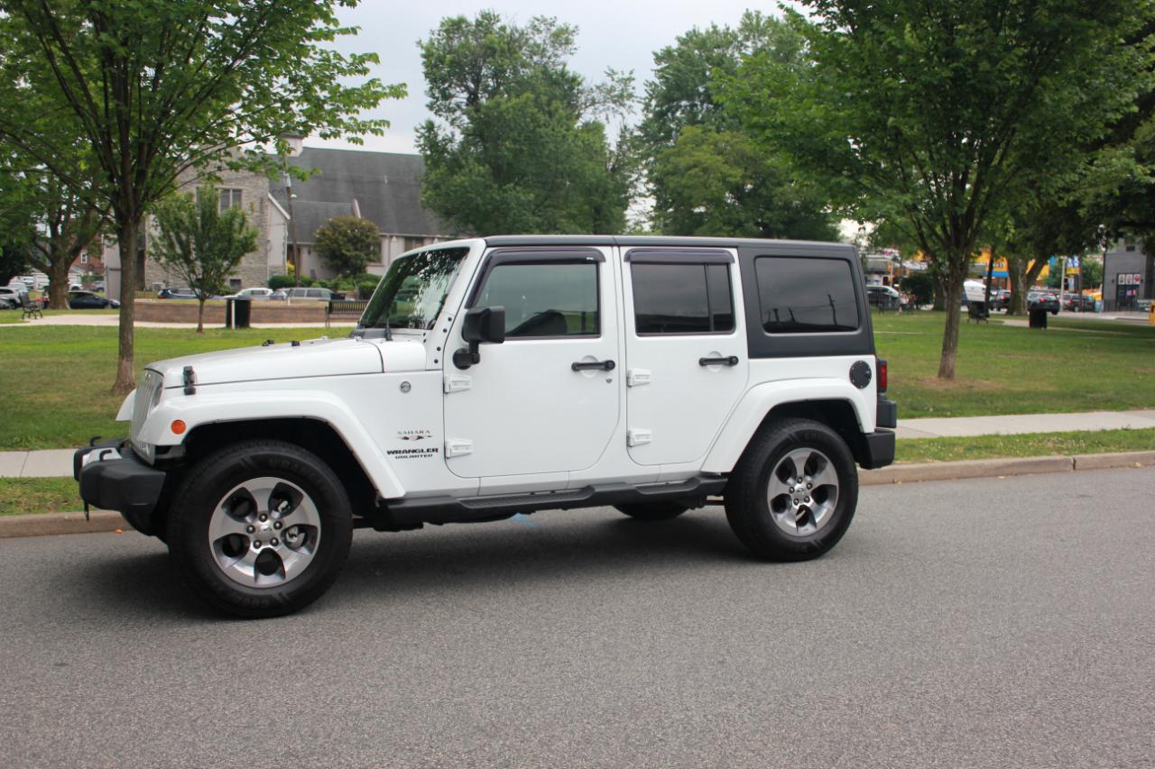 Jeep Wrangler Unlimited Sahara 4WD 2016