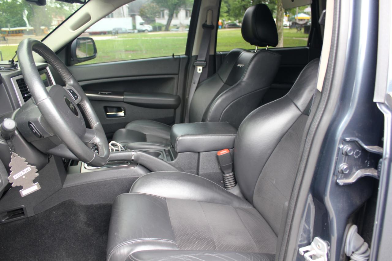 Jeep Grand Cherokee SRT-8 2008