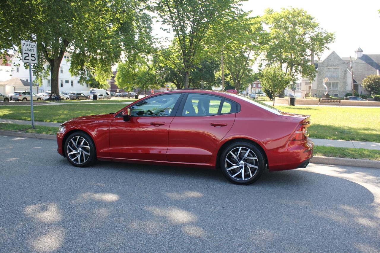 Volvo S60 T6 Momentum AWD 2019