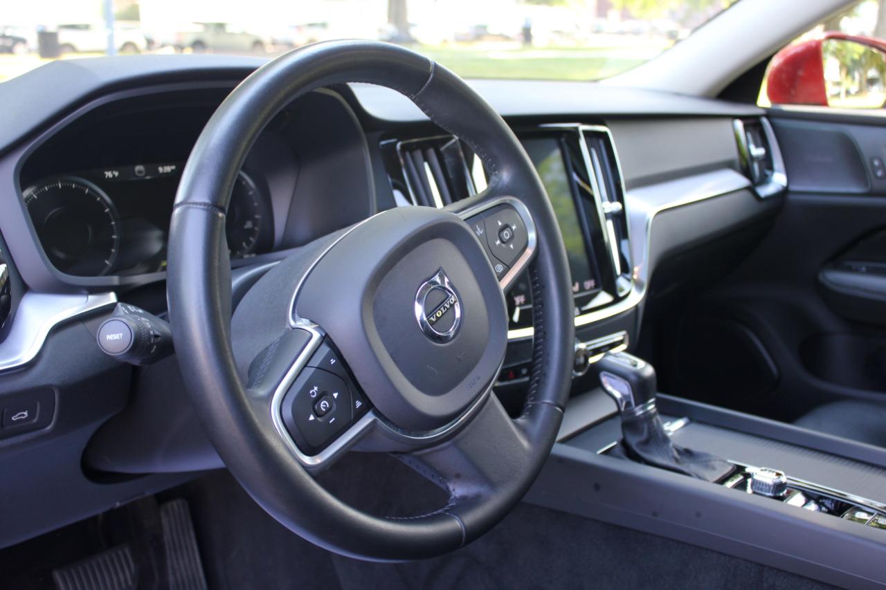 Volvo S60 T6 Momentum AWD 2019