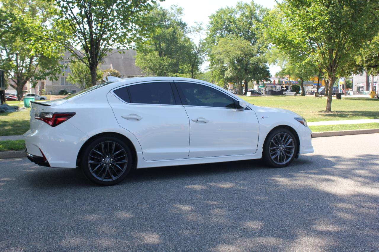 Acura ILX 8-Spd AT w/ Premium & A-SPEC Packages 2020