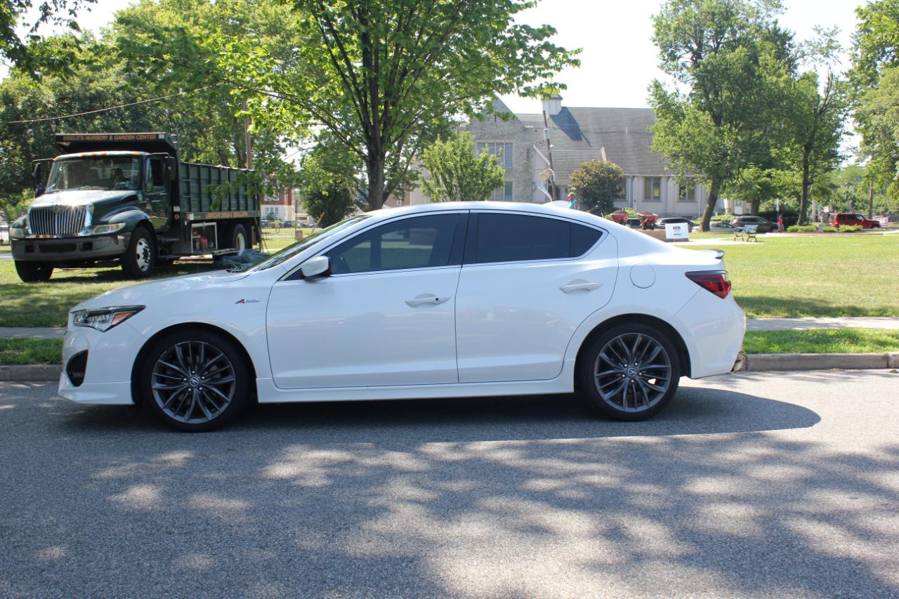 Acura ILX 8-Spd AT w/ Premium & A-SPEC Packages 2020