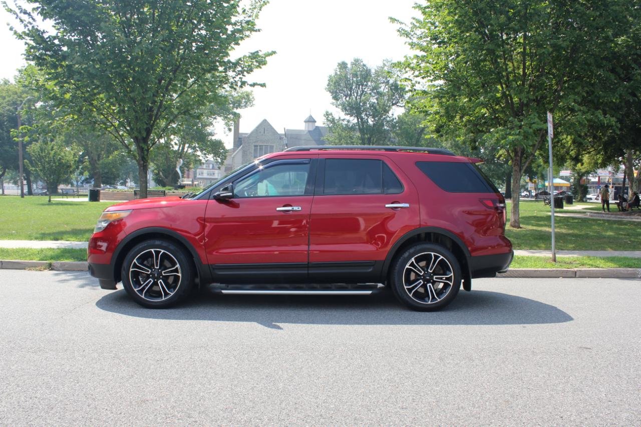 Ford Explorer Sport 4WD 2013