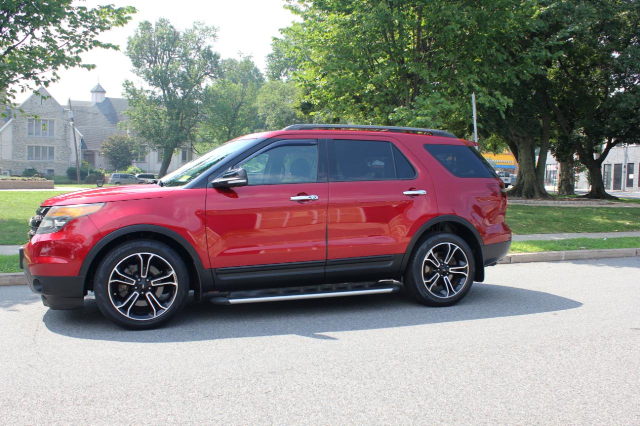 Ford Explorer Sport 4WD 2013
