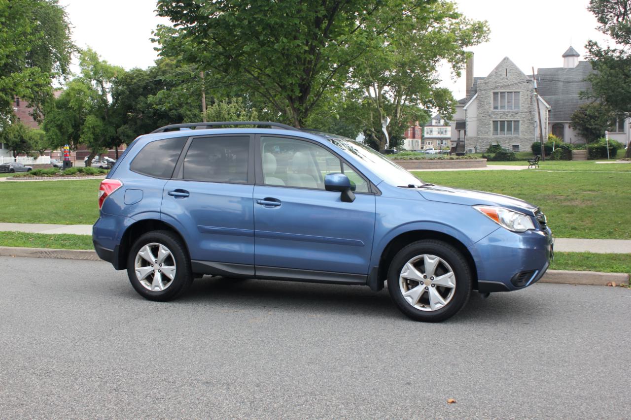 Subaru Forester 2.5i Premium PZEV CVT 2016