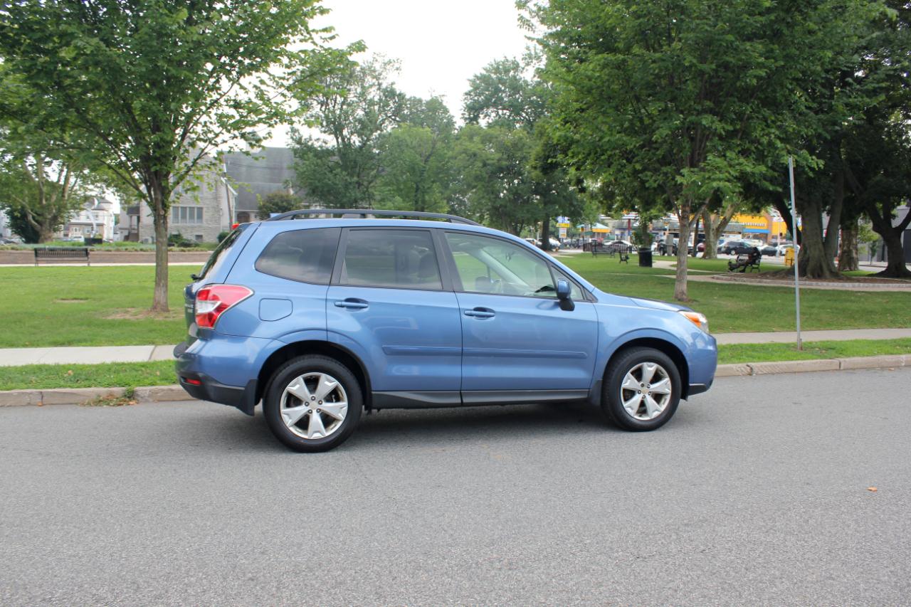 Subaru Forester 2.5i Premium PZEV CVT 2016