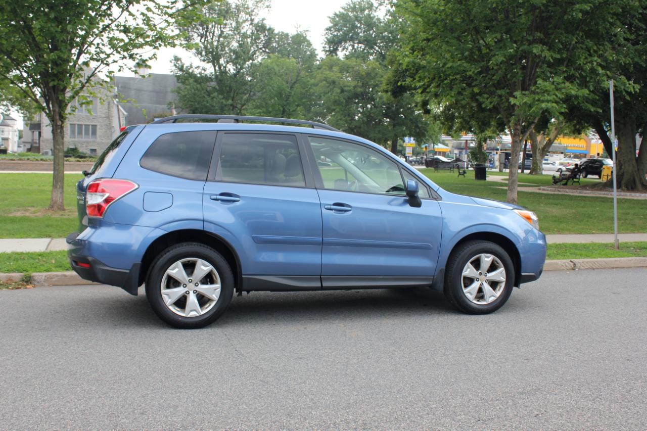 Subaru Forester 2.5i Premium PZEV CVT 2016