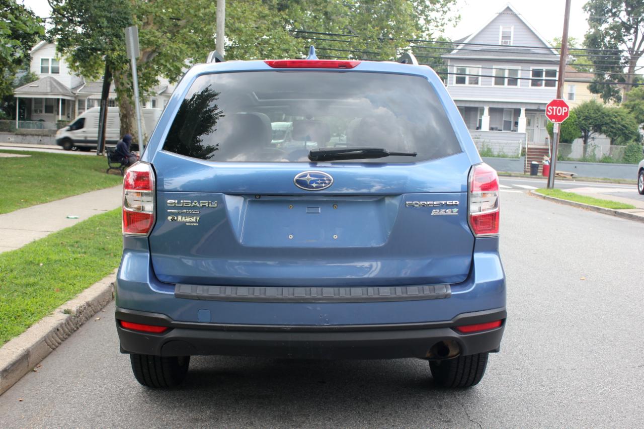 Subaru Forester 2.5i Premium PZEV CVT 2016