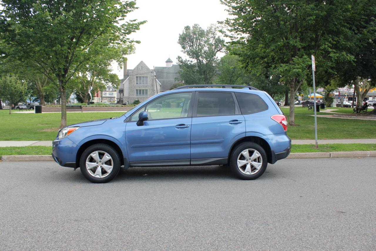 Subaru Forester 2.5i Premium PZEV CVT 2016