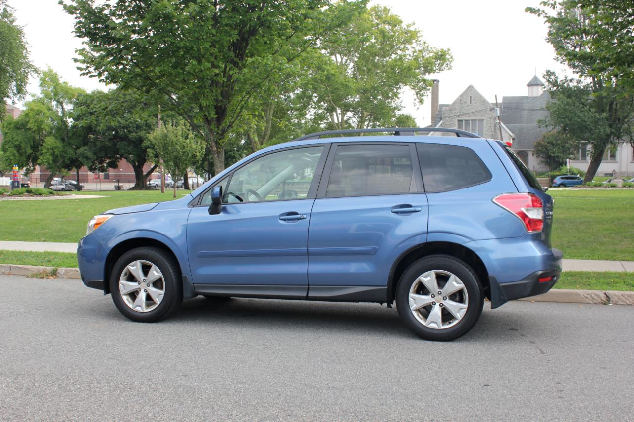 Subaru Forester 2.5i Premium PZEV CVT 2016