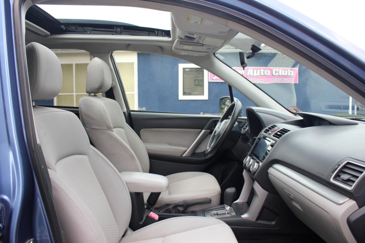 Subaru Forester 2.5i Premium PZEV CVT 2016