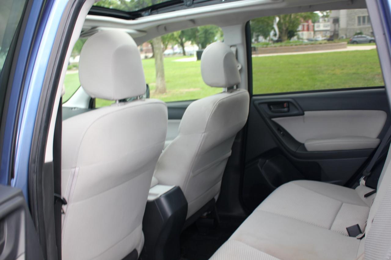 Subaru Forester 2.5i Premium PZEV CVT 2016