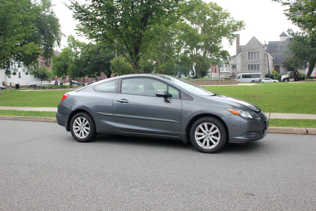 Honda Civic EX Coupe 5-Speed AT 2012