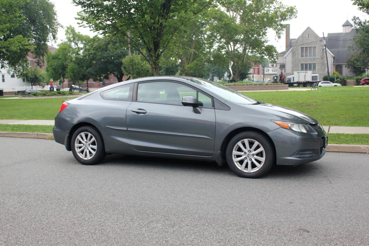 Honda Civic EX Coupe 5-Speed AT 2012