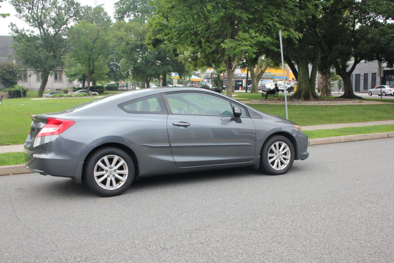 Honda Civic EX Coupe 5-Speed AT 2012