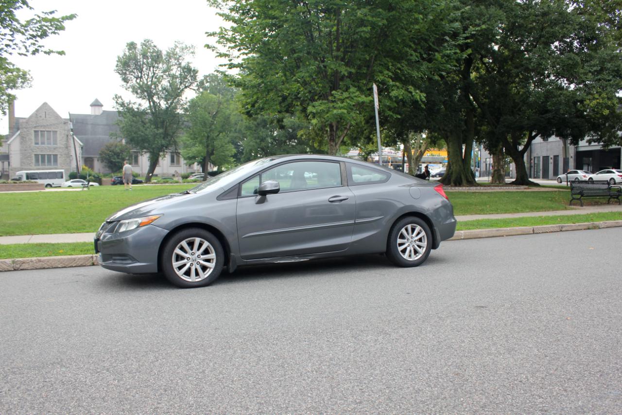 Honda Civic EX Coupe 5-Speed AT 2012