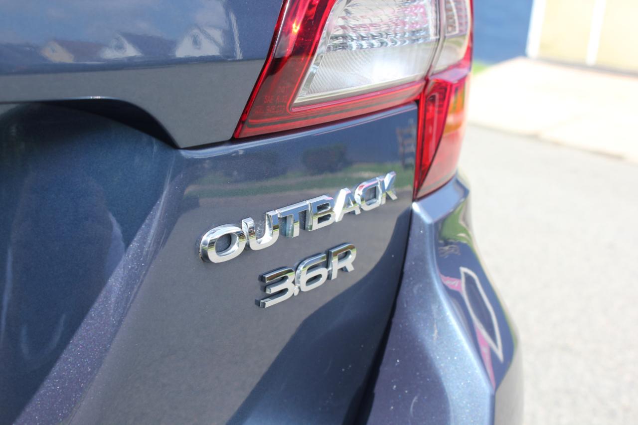 Subaru Outback 3.6R Limited 2016