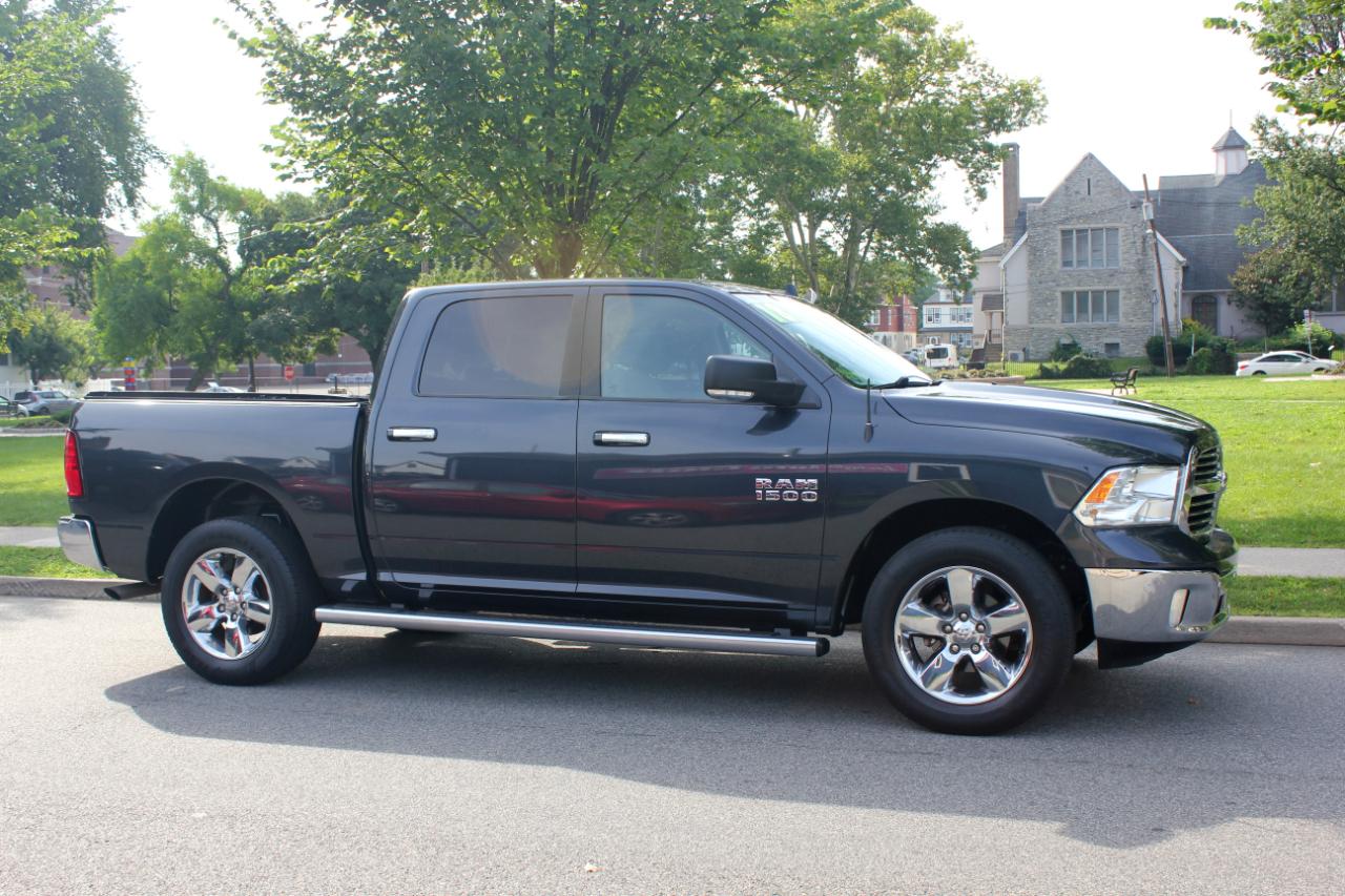 RAM 1500 Big Horn Crew Cab SWB 4WD 2018