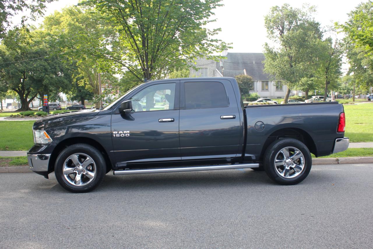 RAM 1500 Big Horn Crew Cab SWB 4WD 2018