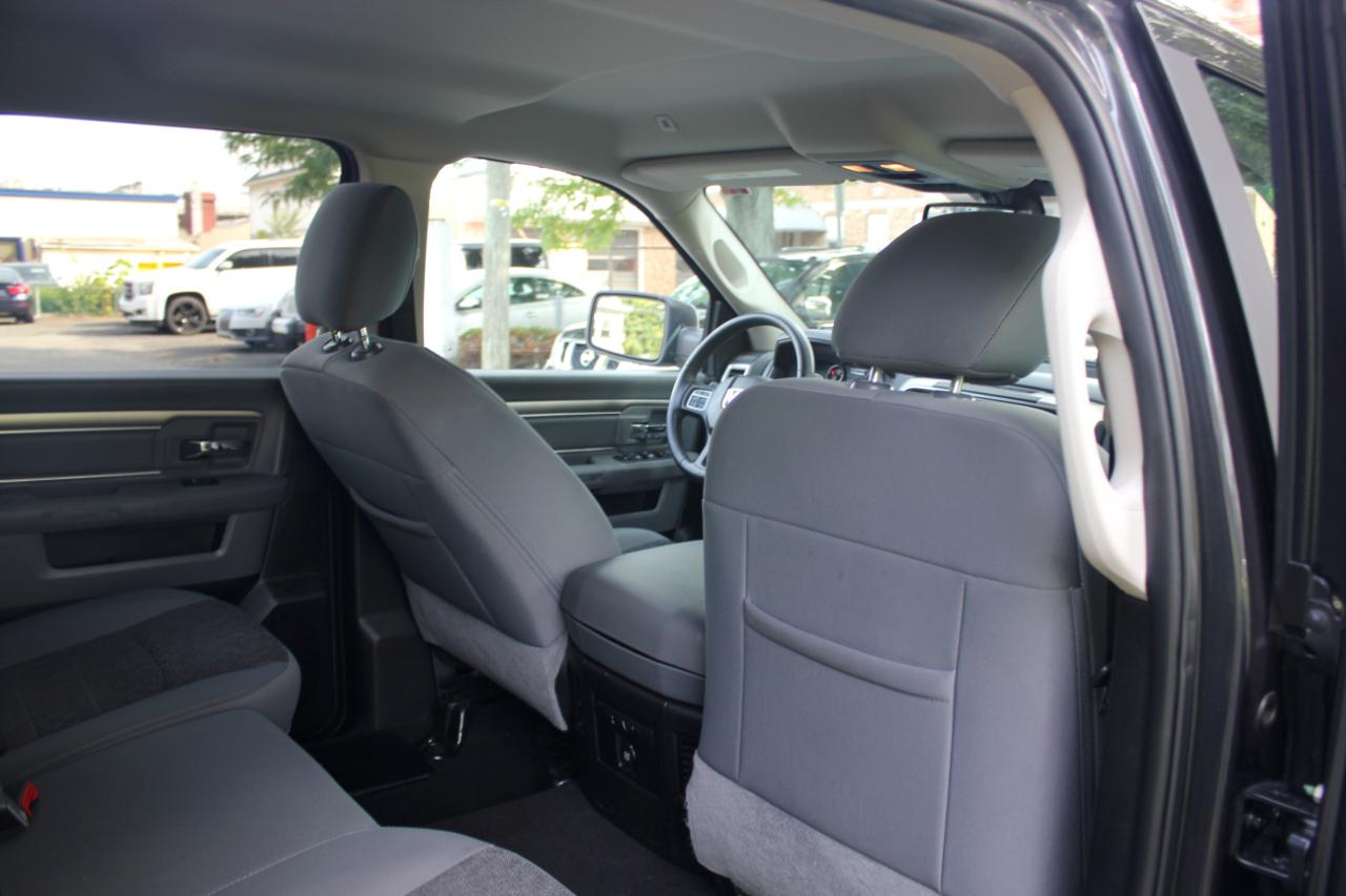 RAM 1500 Big Horn Crew Cab SWB 4WD 2018
