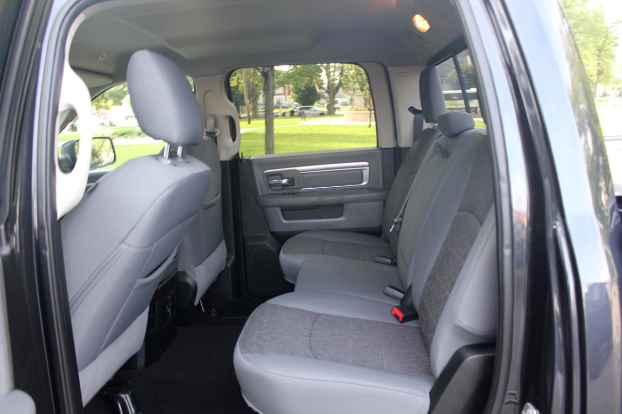 RAM 1500 Big Horn Crew Cab SWB 4WD 2018