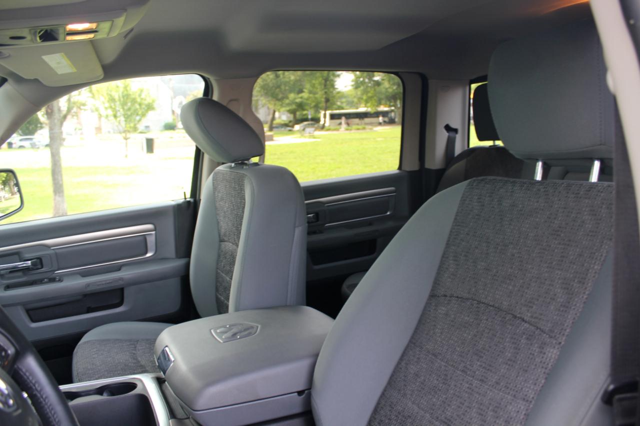 RAM 1500 Big Horn Crew Cab SWB 4WD 2018