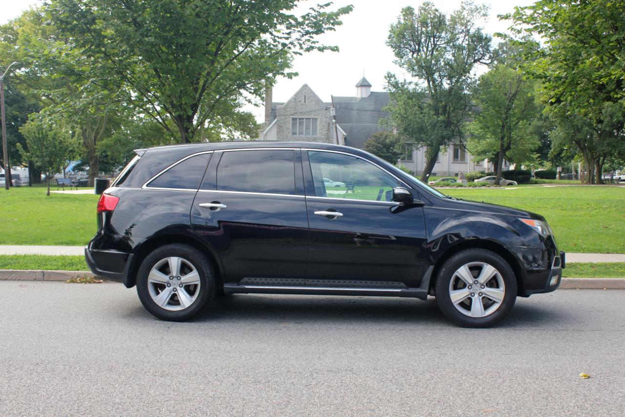 Acura MDX 6-Spd AT w/Tech and Entertainment Package 2011