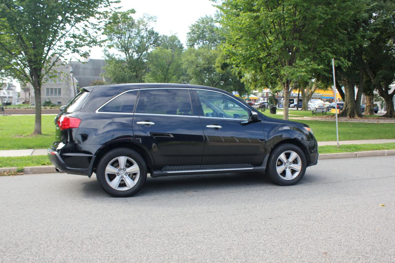 Acura MDX 6-Spd AT w/Tech and Entertainment Package 2011