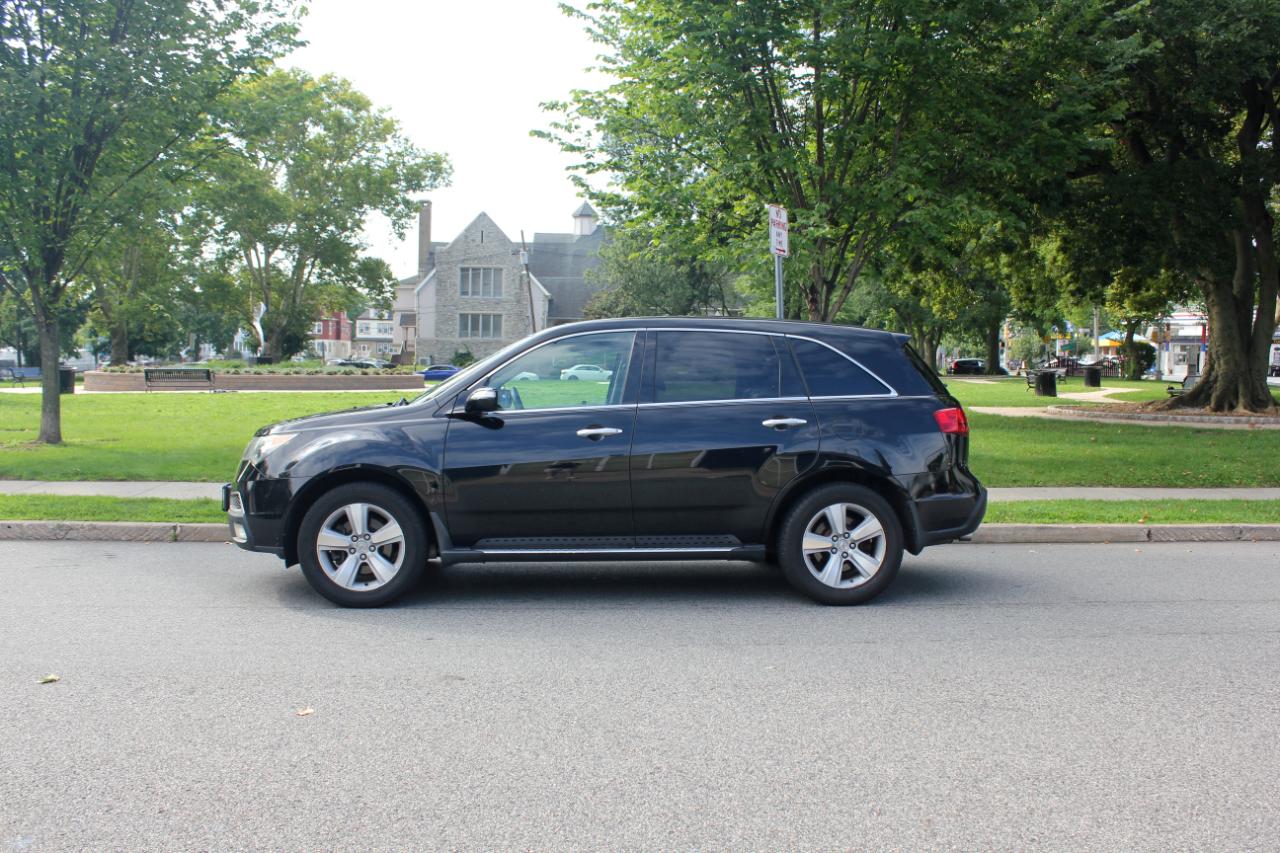 Acura MDX 6-Spd AT w/Tech and Entertainment Package 2011