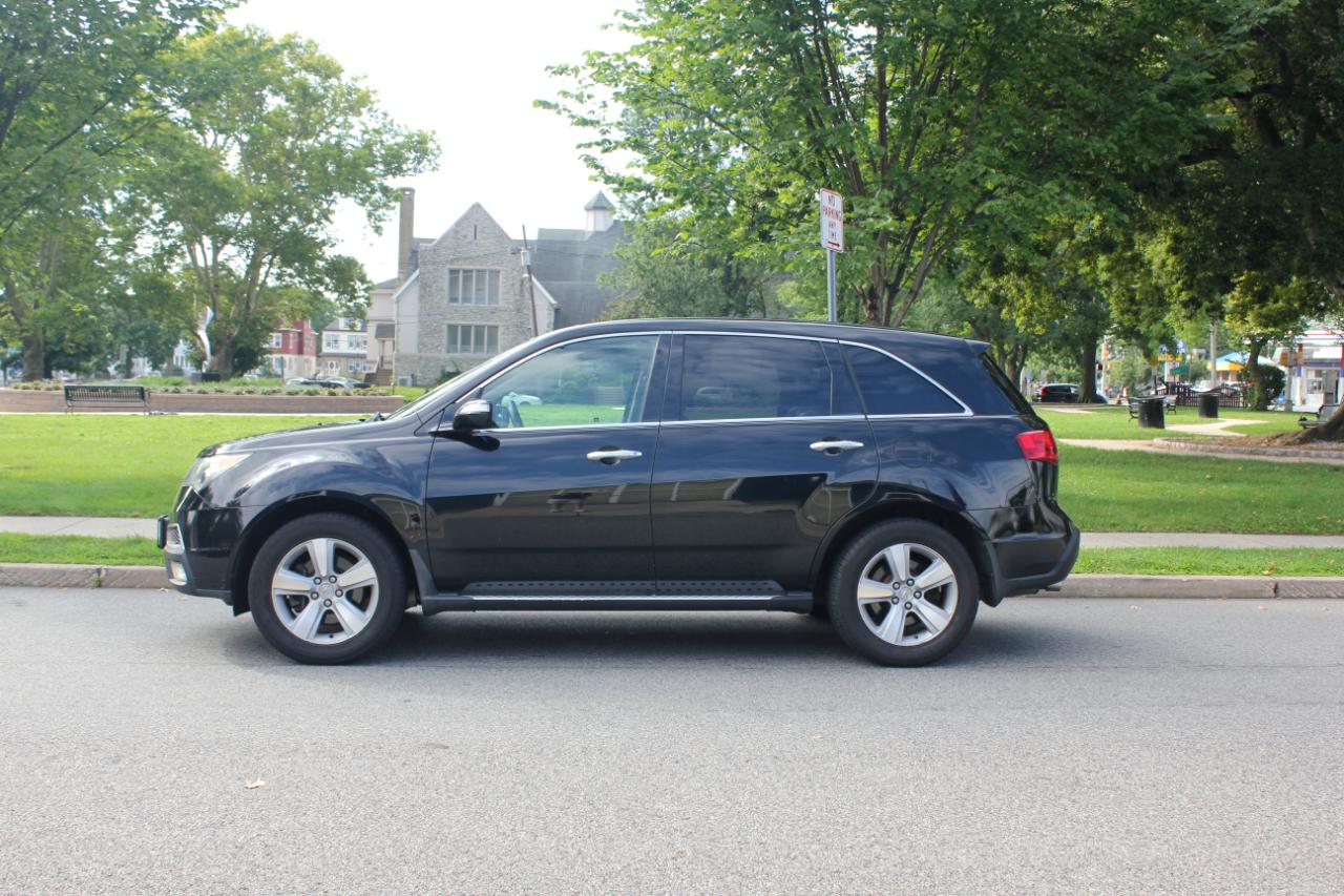 Acura MDX 6-Spd AT w/Tech and Entertainment Package 2011