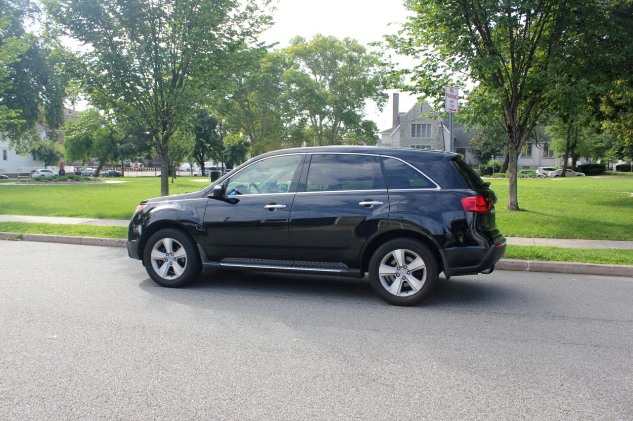 Acura MDX 6-Spd AT w/Tech and Entertainment Package 2011