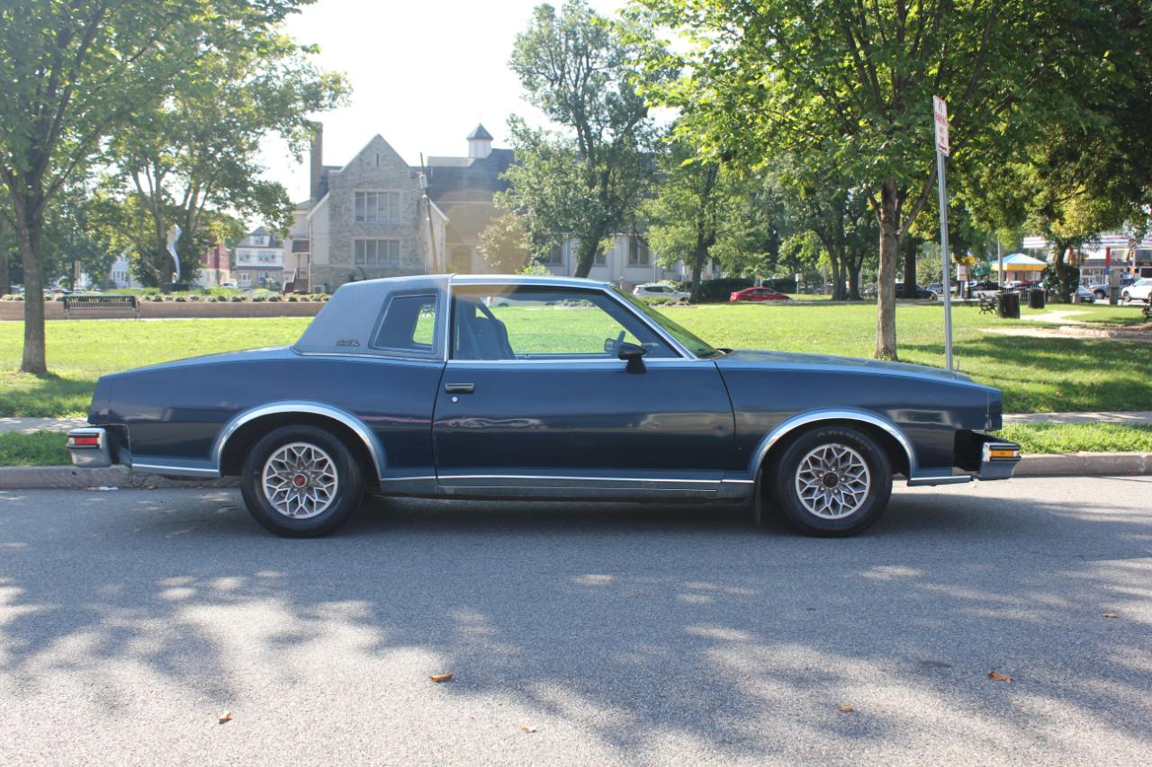 Pontiac Grand Prix  1980