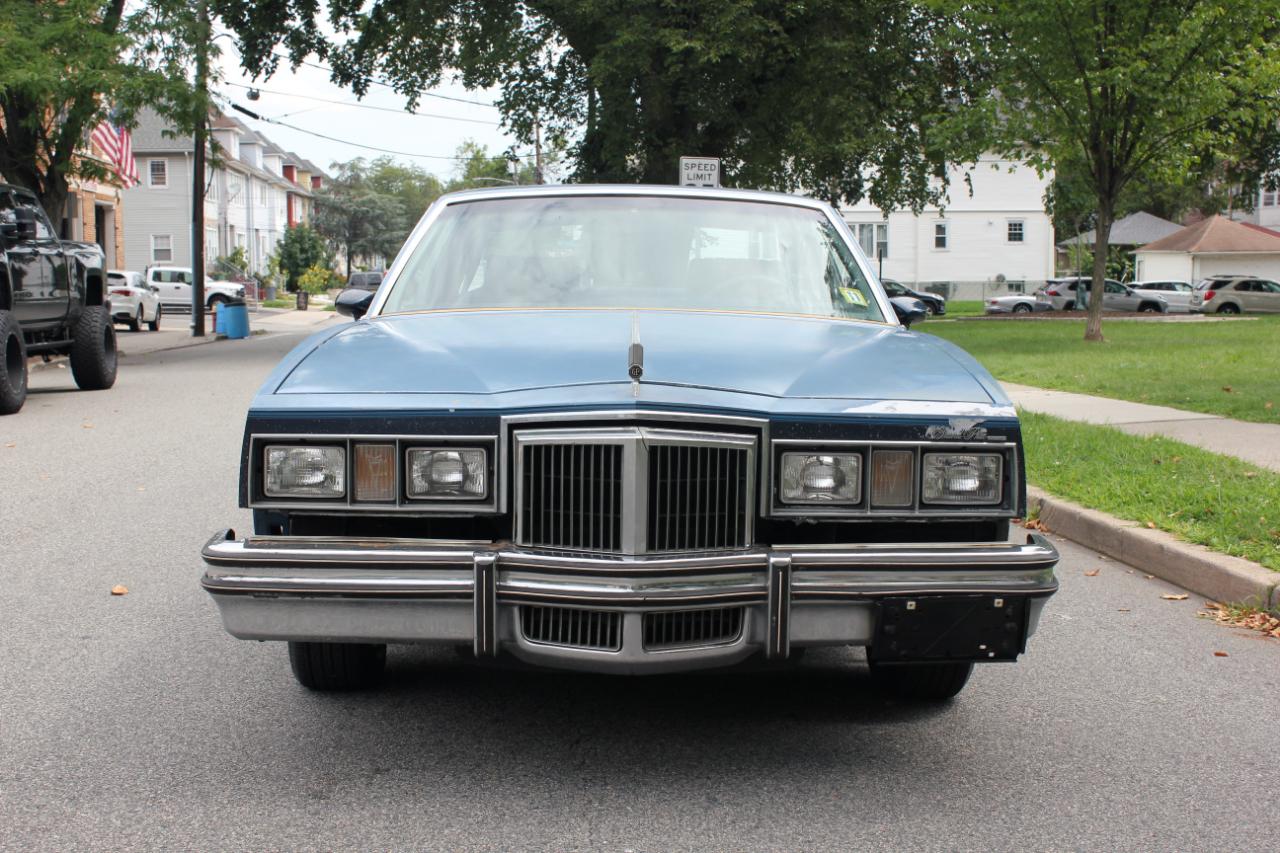 Pontiac Grand Prix  1980