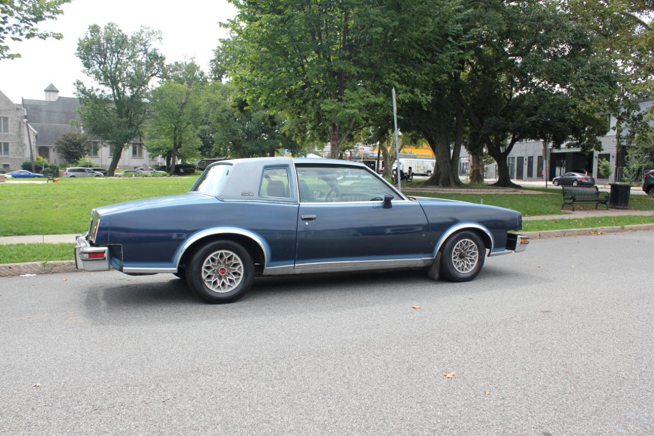 Pontiac Grand Prix  1980