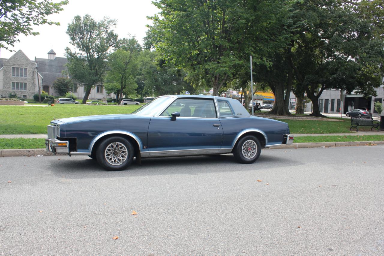 Pontiac Grand Prix  1980