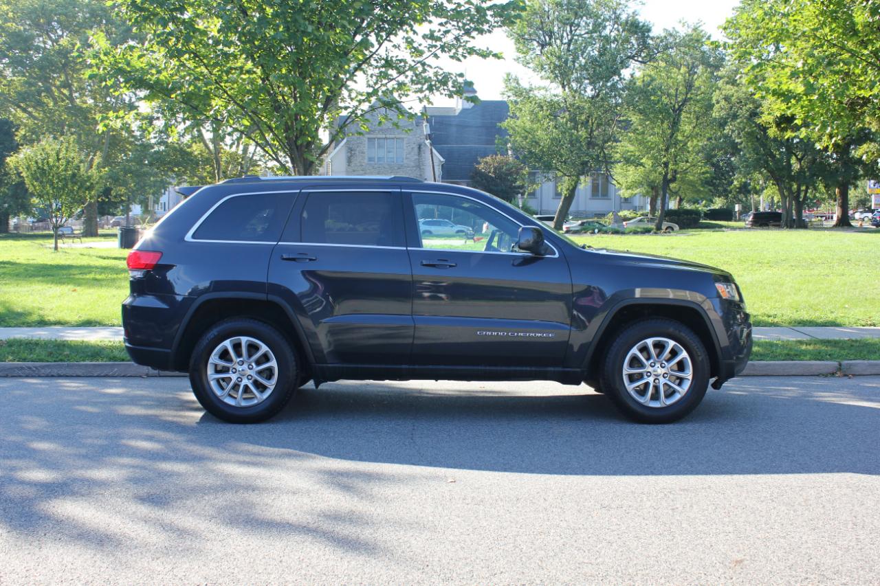 Jeep Grand Cherokee Laredo 4WD 2015
