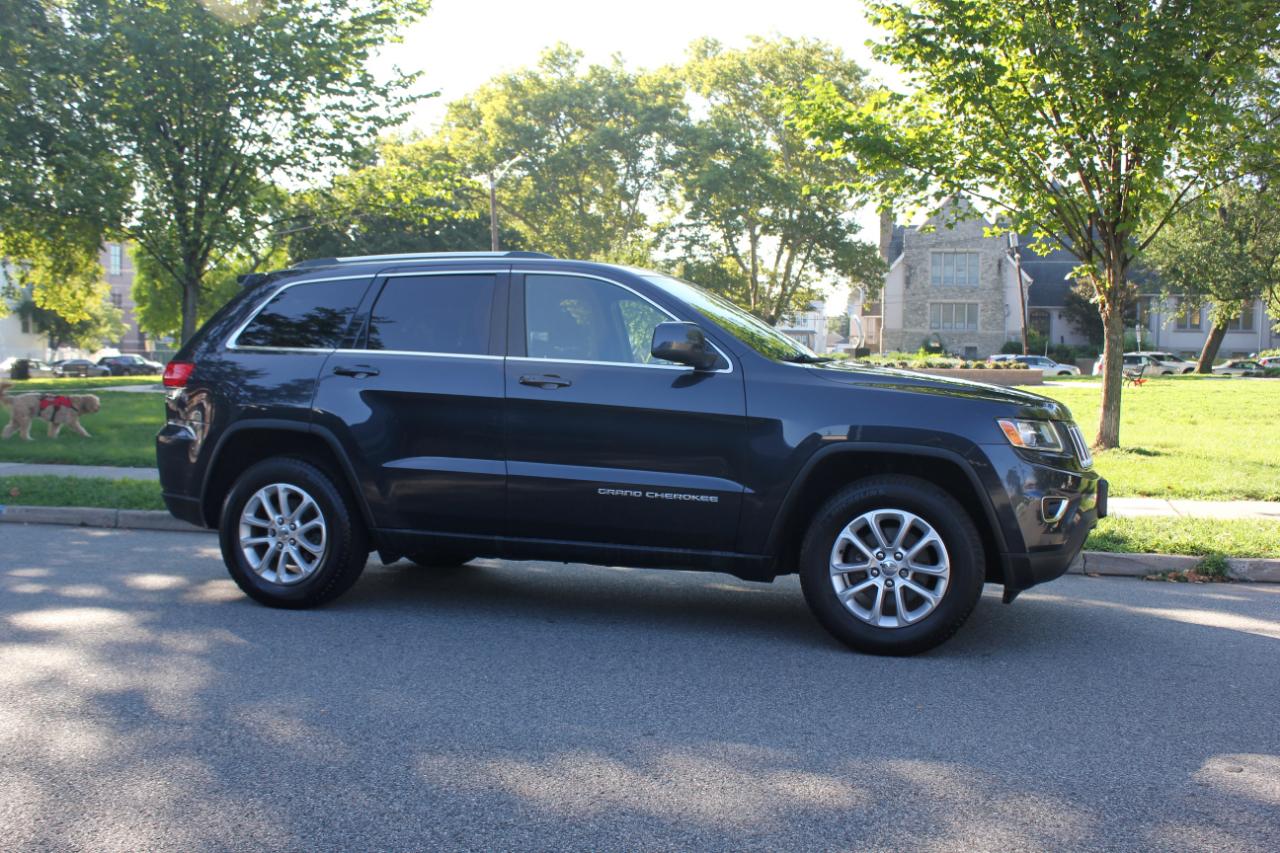 Jeep Grand Cherokee Laredo 4WD 2015
