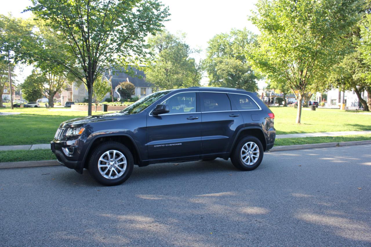 Jeep Grand Cherokee Laredo 4WD 2015