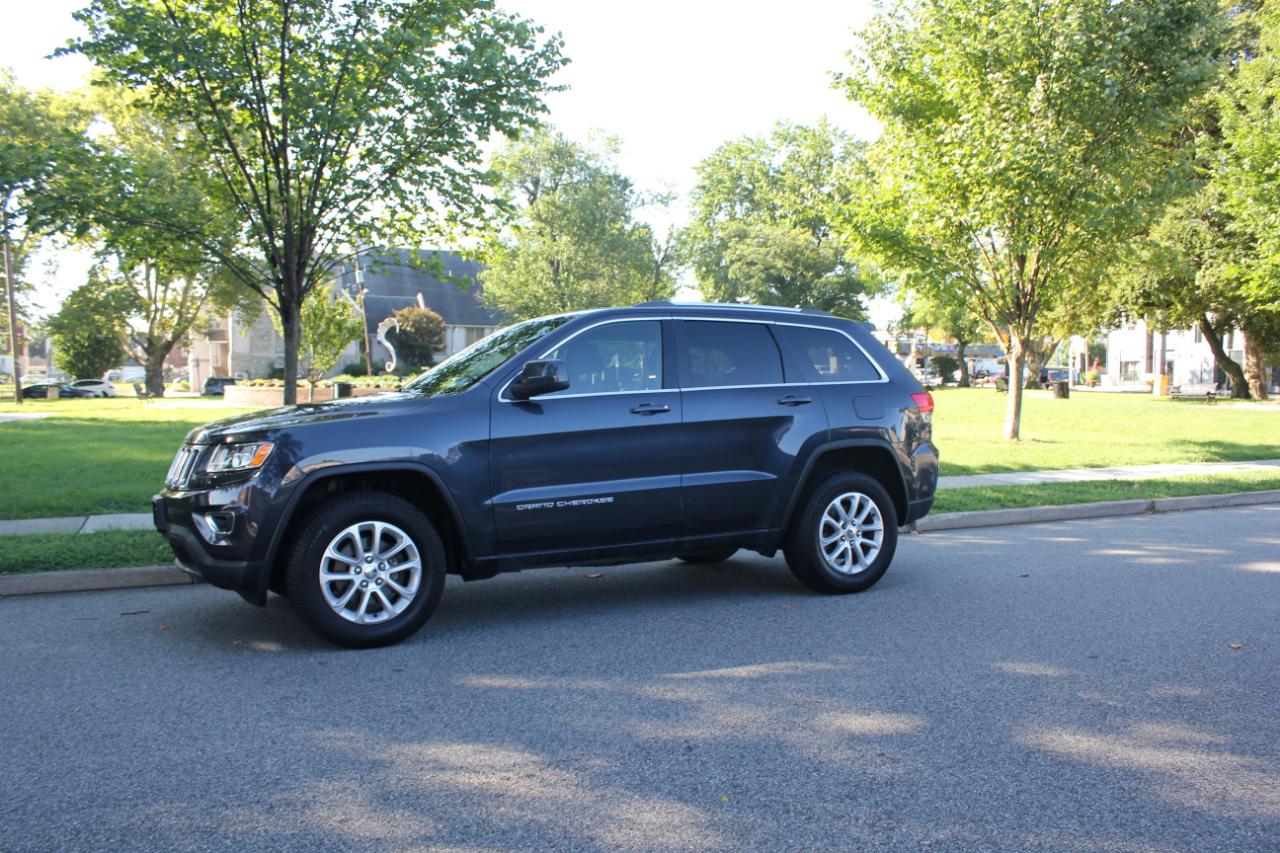 Jeep Grand Cherokee Laredo 4WD 2015