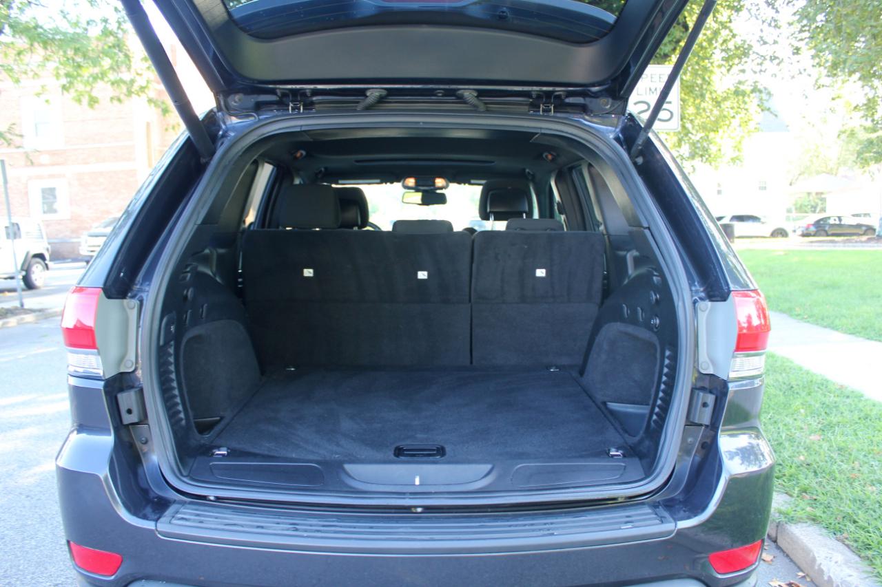 Jeep Grand Cherokee Laredo 4WD 2015