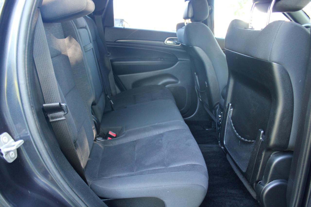 Jeep Grand Cherokee Laredo 4WD 2015