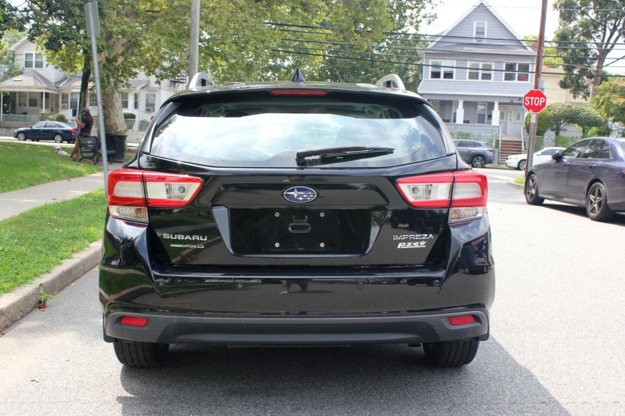 Subaru Impreza 2.0i Limited CVT 5-Door 2017