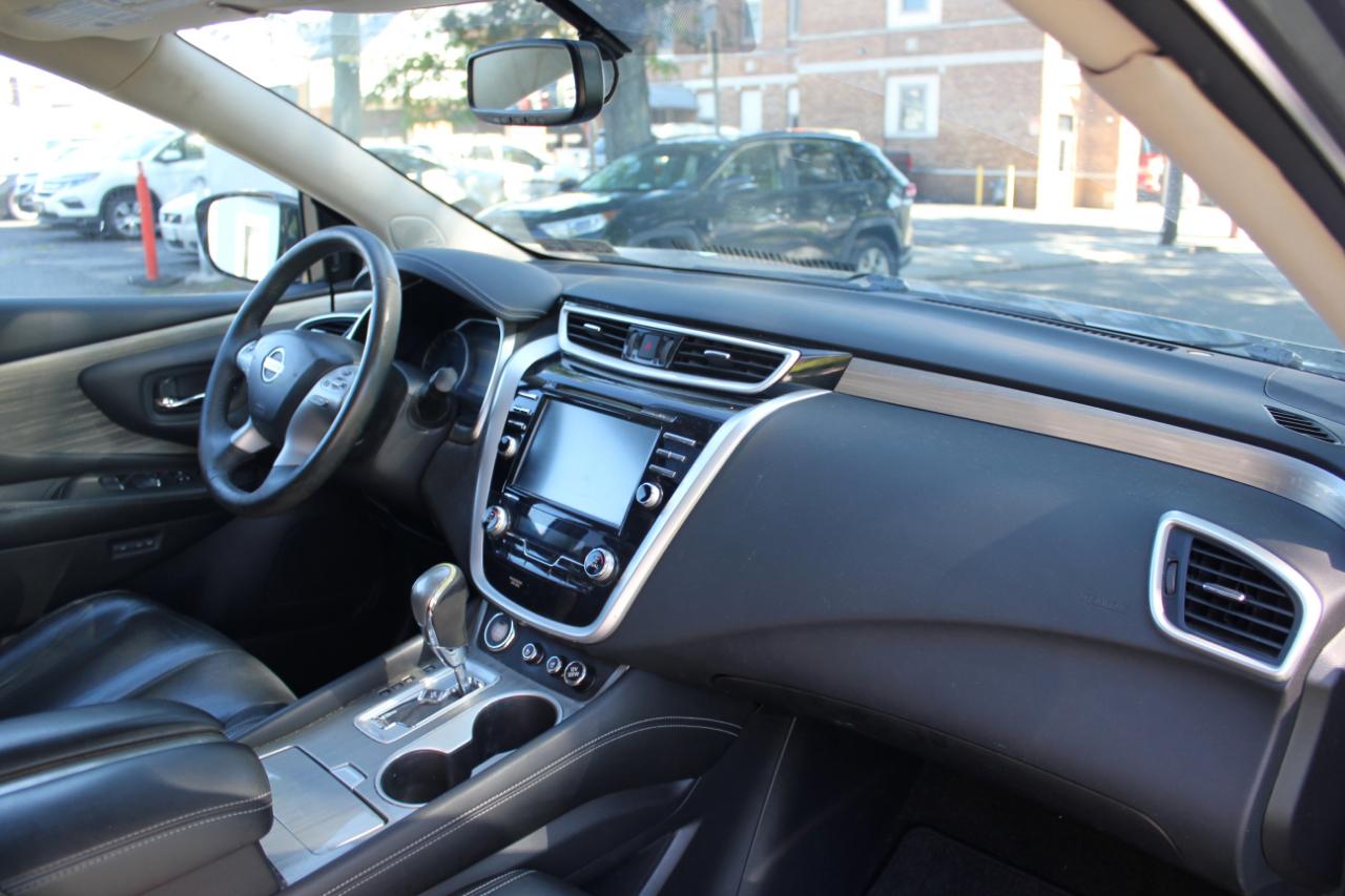 Nissan Murano SV AWD 2015