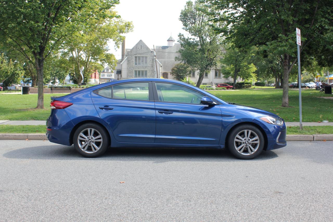 Hyundai Elantra SE 2017