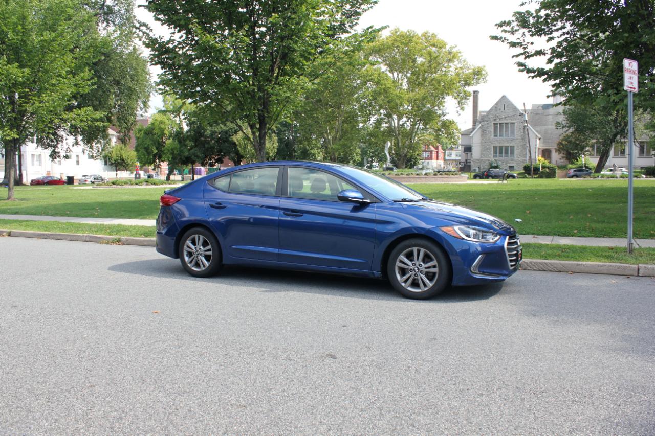 Hyundai Elantra SE 2017