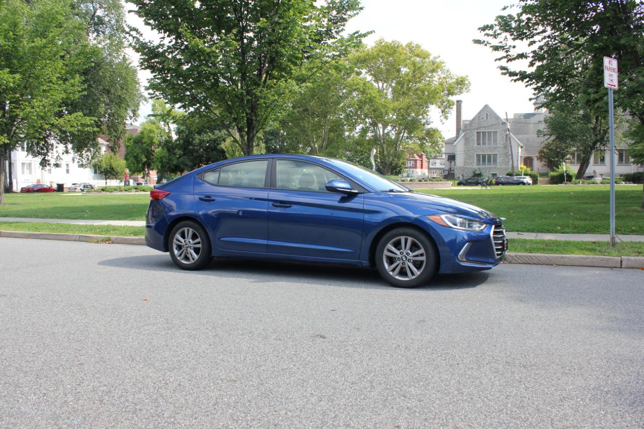 Hyundai Elantra SE 2017