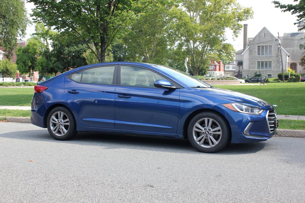 Hyundai Elantra SE 2017