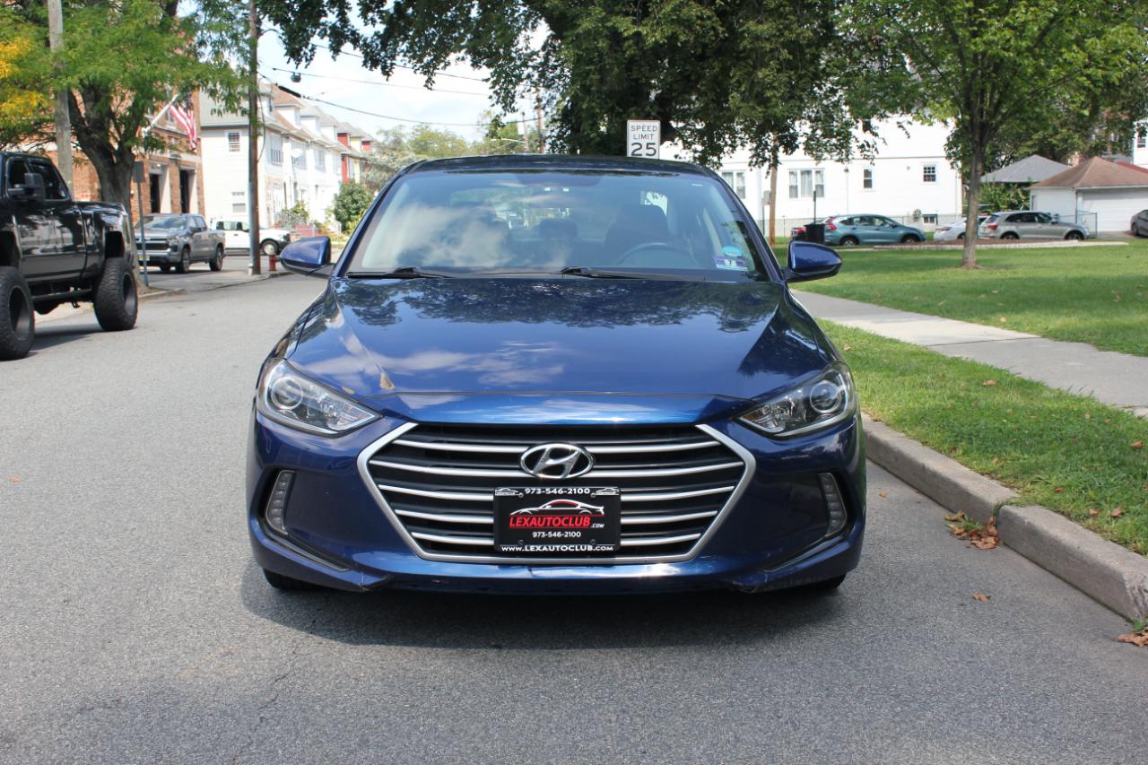 Hyundai Elantra SE 2017