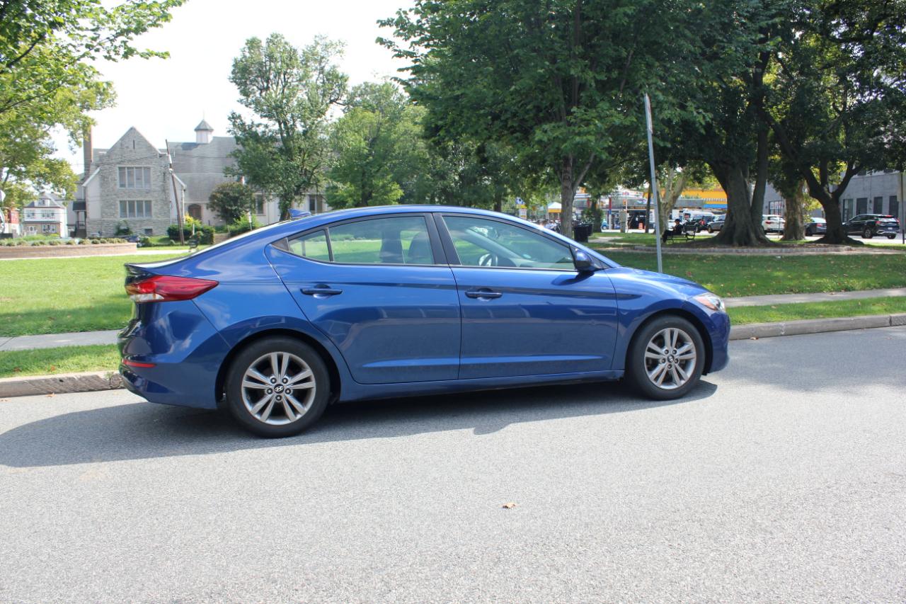Hyundai Elantra SE 2017