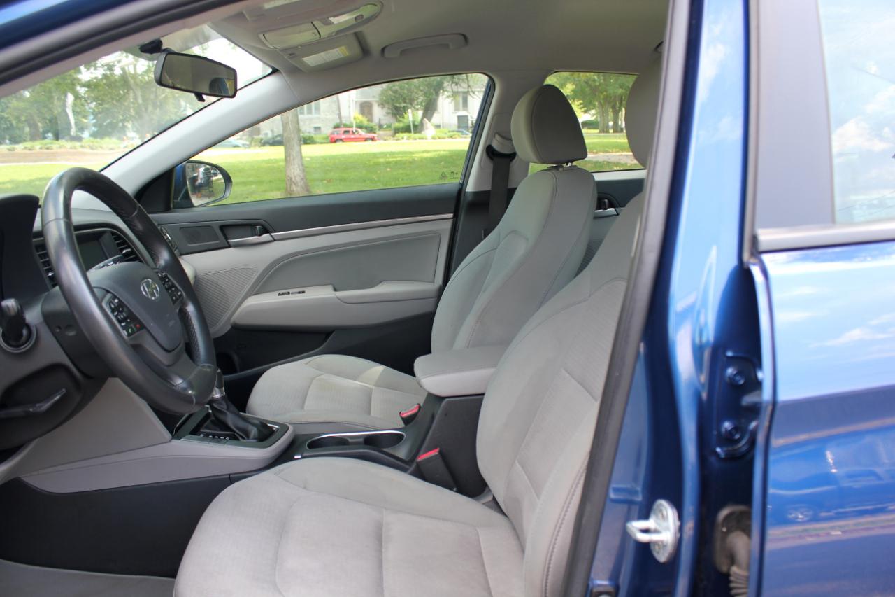 Hyundai Elantra SE 2017